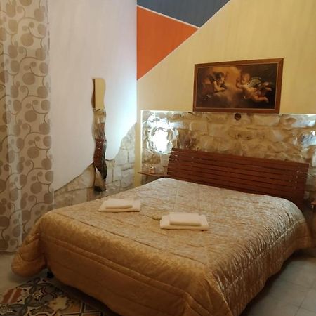 La Casa Di Pina Apartamento Modica Exterior foto