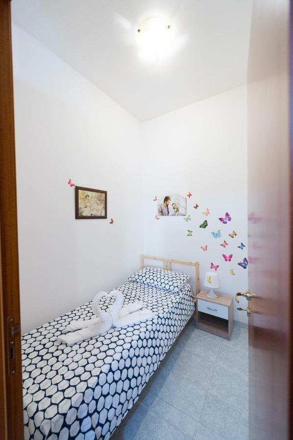 La Casa Di Pina Apartamento Modica Exterior foto